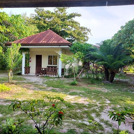 Celtis Resort Logon Luaran gambar